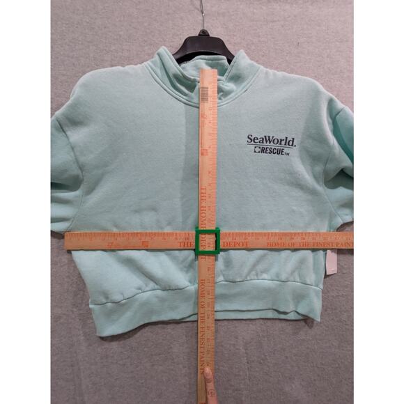 SeaWorld Rescue Crop Sweater JR Girls 2XL Mint Green 1/4 Zip Crop Cut Fleece New - Picture 5 of 10